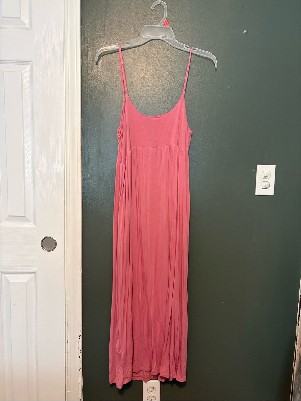 Old Navy Pink Jersey Maxi Dress Size Medium